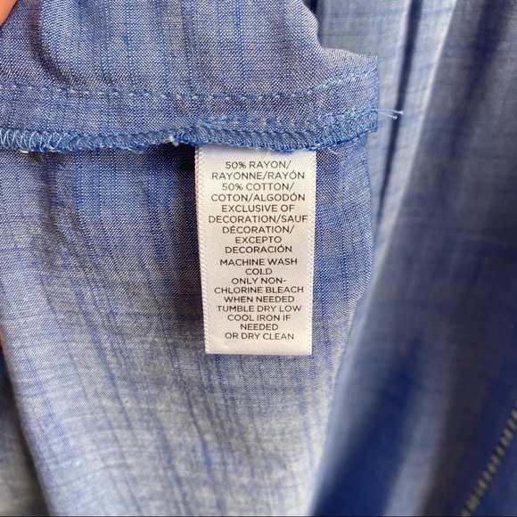 LOFT Blue Chambray White Embroidered 3/4 Sleeve Top - Picture 4 of 5